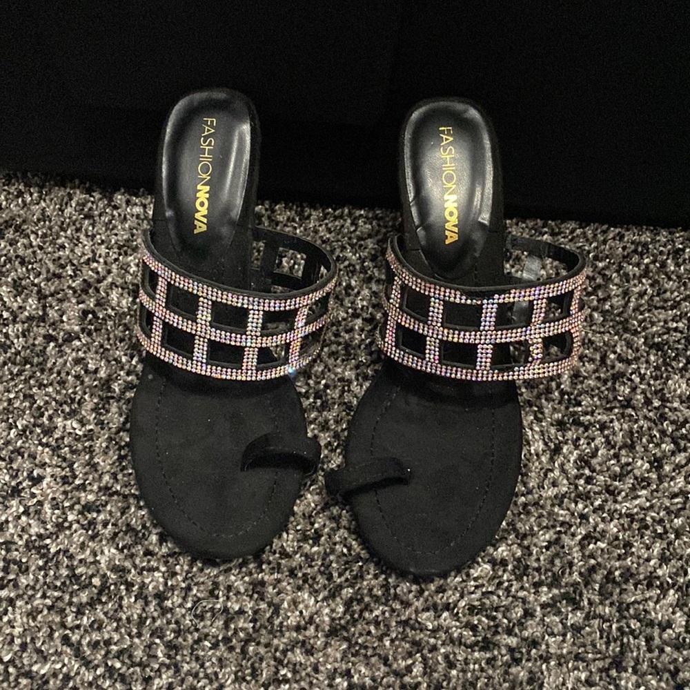 sandal heels